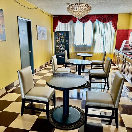 Town House Inn And Suites Elmwood Park Zewnętrze zdjęcie